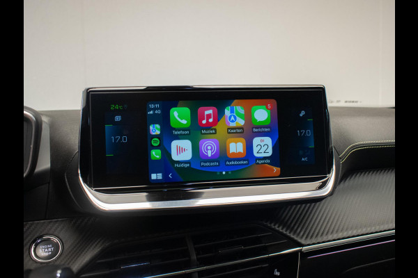 Peugeot e-2008 EV GT Pack 50 kWh Sport (PANORAMADAK,APPLE CARPLAY,STOELVERWARMING,NAVI,PDC,LED,DAB,KEYLESS,ALCANTARA,SPORTSTOELEN)