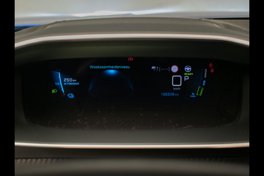 Peugeot e-2008 EV GT Pack 50 kWh Sport (PANORAMADAK,APPLE CARPLAY,STOELVERWARMING,NAVI,PDC,LED,DAB,KEYLESS,ALCANTARA,SPORTSTOELEN)
