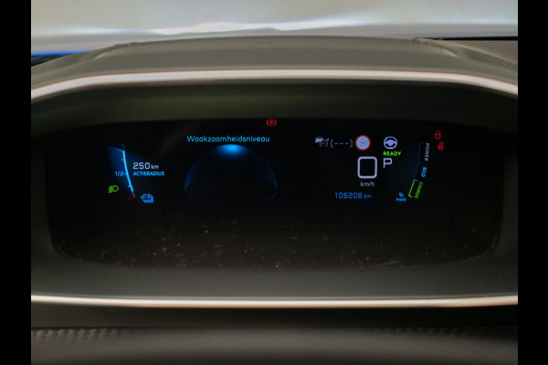 Peugeot e-2008 EV GT Pack 50 kWh Sport (PANORAMADAK,APPLE CARPLAY,STOELVERWARMING,NAVI,PDC,LED,DAB,KEYLESS,ALCANTARA,SPORTSTOELEN)