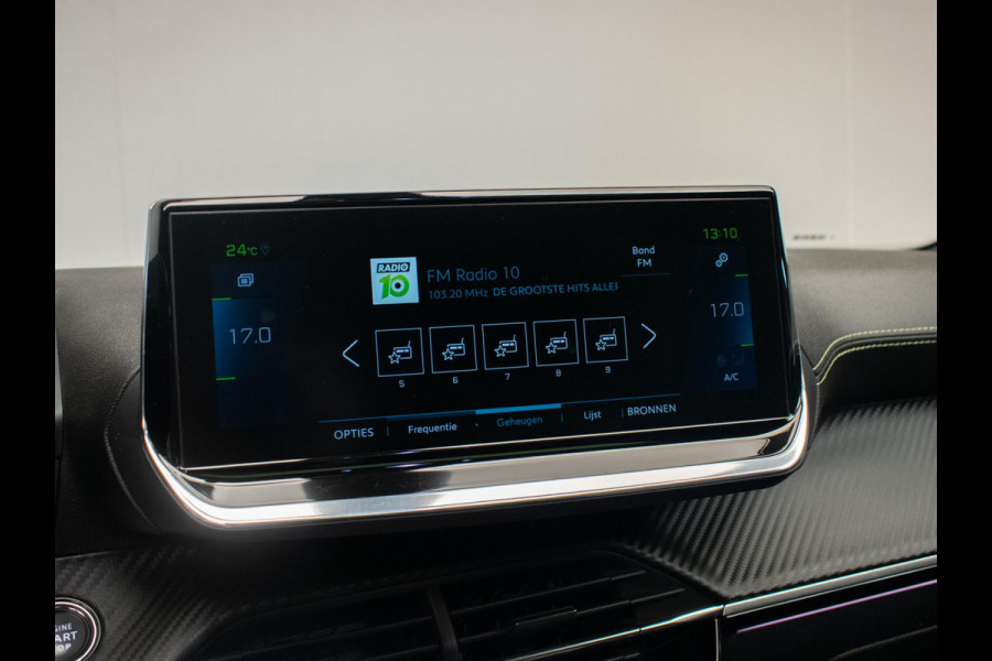 Peugeot e-2008 EV GT Pack 50 kWh Sport (PANORAMADAK,APPLE CARPLAY,STOELVERWARMING,NAVI,PDC,LED,DAB,KEYLESS,ALCANTARA,SPORTSTOELEN)