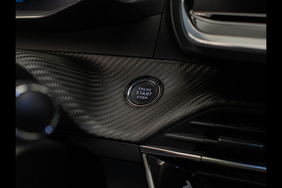 Peugeot e-2008 EV GT Pack 50 kWh Sport (PANORAMADAK,APPLE CARPLAY,STOELVERWARMING,NAVI,PDC,LED,DAB,KEYLESS,ALCANTARA,SPORTSTOELEN)