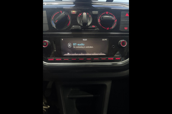 Volkswagen up! 1.0 BMT move up!