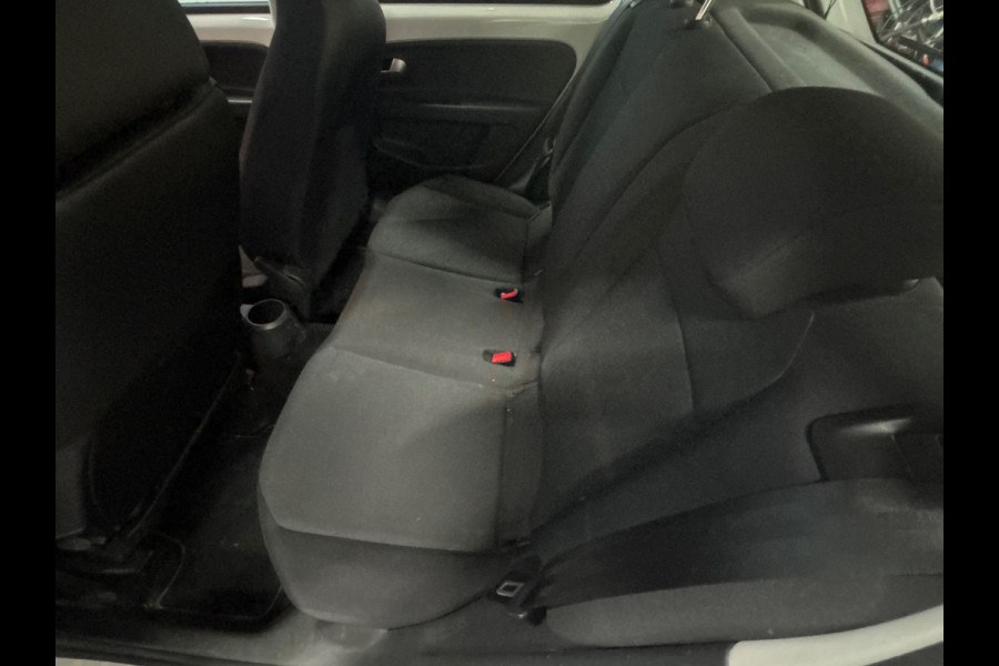 Volkswagen up! 1.0 BMT move up!