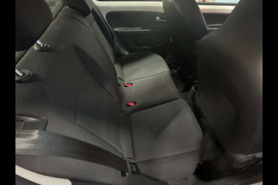 Volkswagen up! 1.0 BMT move up!