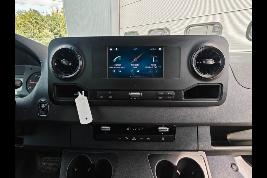 Mercedes-Benz Sprinter 316 Automaat Open Laadbak DC MBUX 7 Persoons Airco Trekhaak