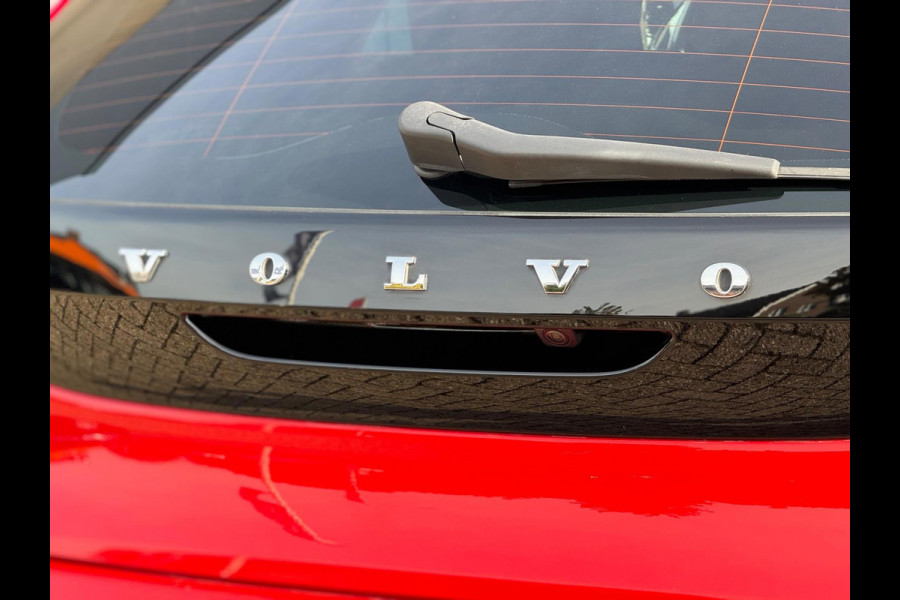 Volvo V40 2.0 D2 Nordic+ 2018 AUT NAVI LEDER Trekh EXPORT