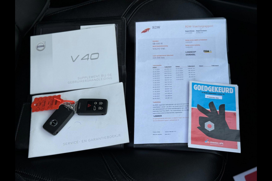 Volvo V40 2.0 D2 Nordic+ 2018 AUT NAVI LEDER Trekh EXPORT