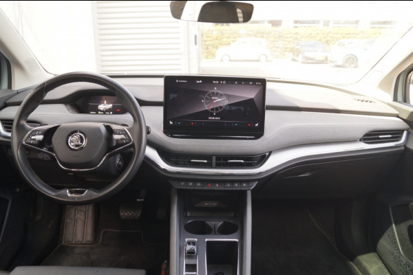 Škoda ENYAQ iV 60 180pk 62kWh -PANO-LED-NAVI-ECC-PDC-ACC-