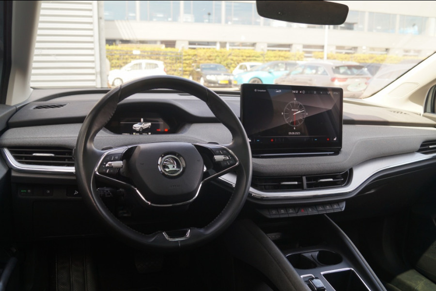 Škoda ENYAQ iV 60 180pk 62kWh -PANO-LED-NAVI-ECC-PDC-ACC-