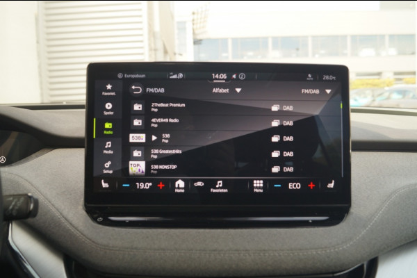 Škoda ENYAQ iV 60 180pk 62kWh -PANO-LED-NAVI-ECC-PDC-ACC-