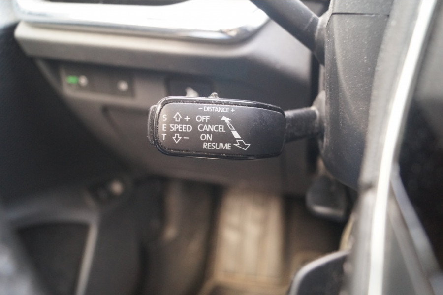 Škoda ENYAQ iV 60 180pk 62kWh -PANO-LED-NAVI-ECC-PDC-ACC-