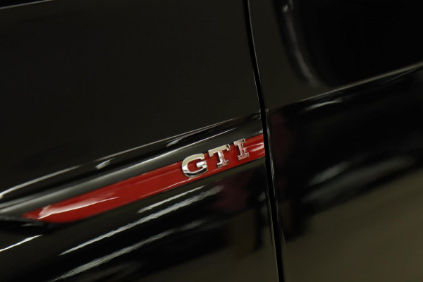 Volkswagen Golf 2.0 TSI GTI CLUBSPORT /PANO/ACC/CAM/CARPLAY/IQ-LIGHT/STOELVERWARMING/VOLL