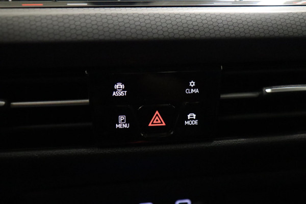 Volkswagen Golf 2.0 TSI GTI CLUBSPORT /PANO/ACC/CAM/CARPLAY/IQ-LIGHT/STOELVERWARMING/VOLL