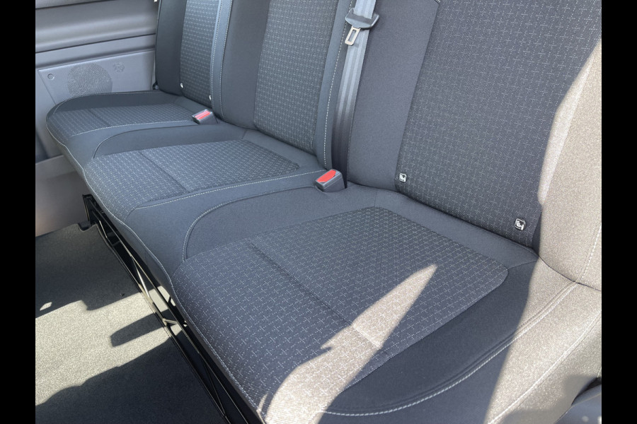 Ford Transit Custom 320 2.0 TDCI 136pk L2H1 Trend originele DC 5 persoons / NIEUW / BPM VRIJ / vaste prijs rijklaar € 39.950 ex btw / lease vanaf € 652 / euro 6 diesel / vol opties !