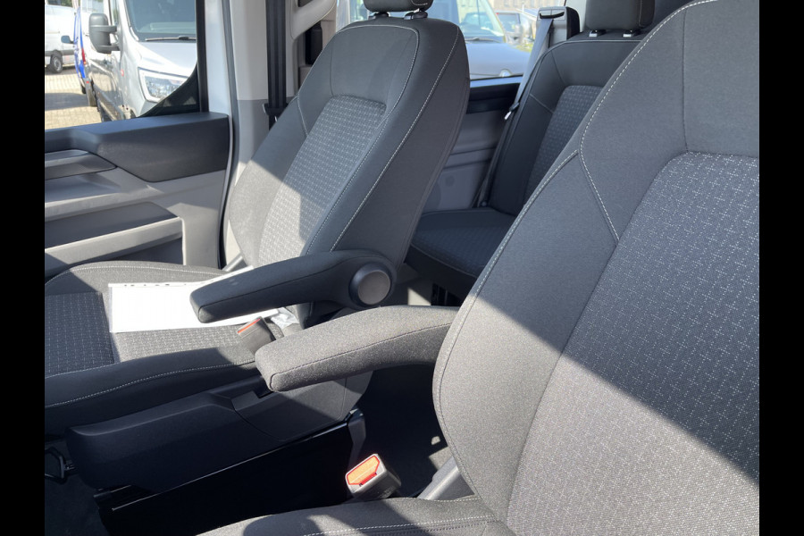 Ford Transit Custom 320 2.0 TDCI 136pk L2H1 Trend originele DC 5 persoons / NIEUW / BPM VRIJ / vaste prijs rijklaar € 39.950 ex btw / lease vanaf € 652 / euro 6 diesel / vol opties !