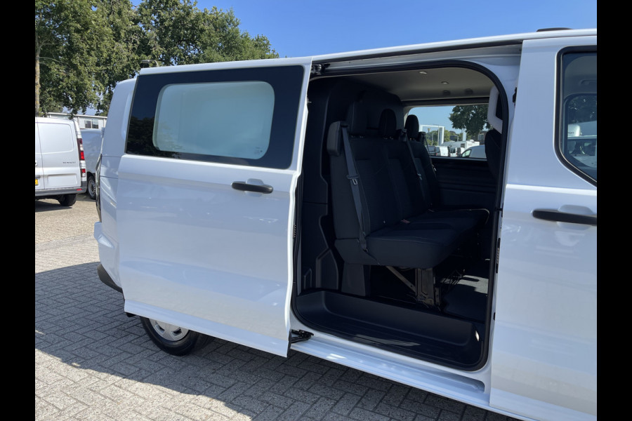 Ford Transit Custom 320 2.0 TDCI 136pk L2H1 Trend originele DC 5 persoons / NIEUW / BPM VRIJ / vaste prijs rijklaar € 39.950 ex btw / lease vanaf € 652 / euro 6 diesel / vol opties !