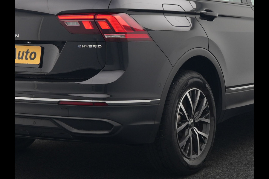 Volkswagen Tiguan eHybrid Life Edition Plug In Hybrid 245pk PHEV | Adaptive Cruise | Verwarmde Stoelen & Stuur | Lane Assist | Virtual | Navigatie | DAB |