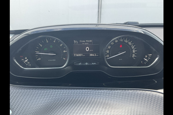 Peugeot 2008 1.2 PureTech Allure Trekhaak Pano Nav/Cam Cruise Voll.Onderhouden!