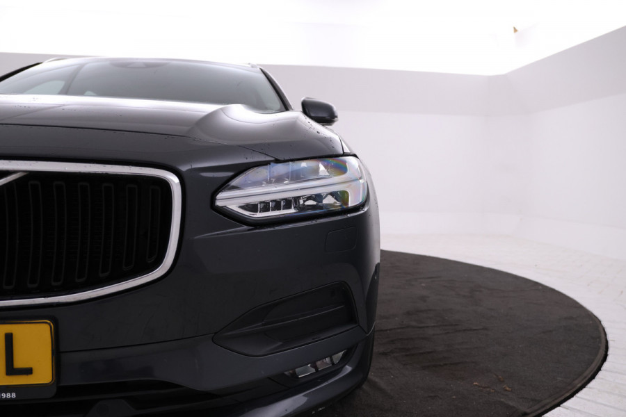 Volvo V90 2.0 T5 Momentum Leer, Trekhaak, Automaat.