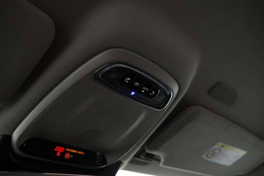 Volvo V90 2.0 T5 Momentum Leer, Trekhaak, Automaat.