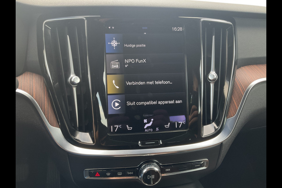 Volvo S60 2.0 B3 Inscription Pano Harman/Kardon Leer Stoel/Stuurverw Voll.Onderhouden!
