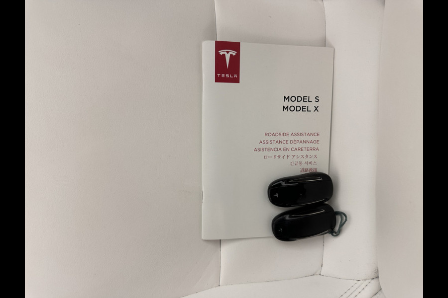 Tesla Model X 100D Aut. *PANO-WINDOW | AUTO-PILOT | LUXURY-LEATHER | CCS-FASTLOADER | NAVI-FULLMAP | FULL-LED | AIR-SUSPENSION | DIGI-COCKPIT | KEYLESS | CAMERA | DAB+ | HEATED-COMFORTSEATS | TOWBAR | 20''ALU*