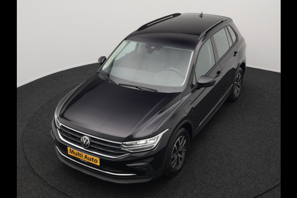 Volkswagen Tiguan eHybrid Life Edition Plug In Hybrid 245pk PHEV | Adaptive Cruise | Verwarmde Stoelen & Stuur | Lane Assist | Virtual | Navigatie | DAB |
