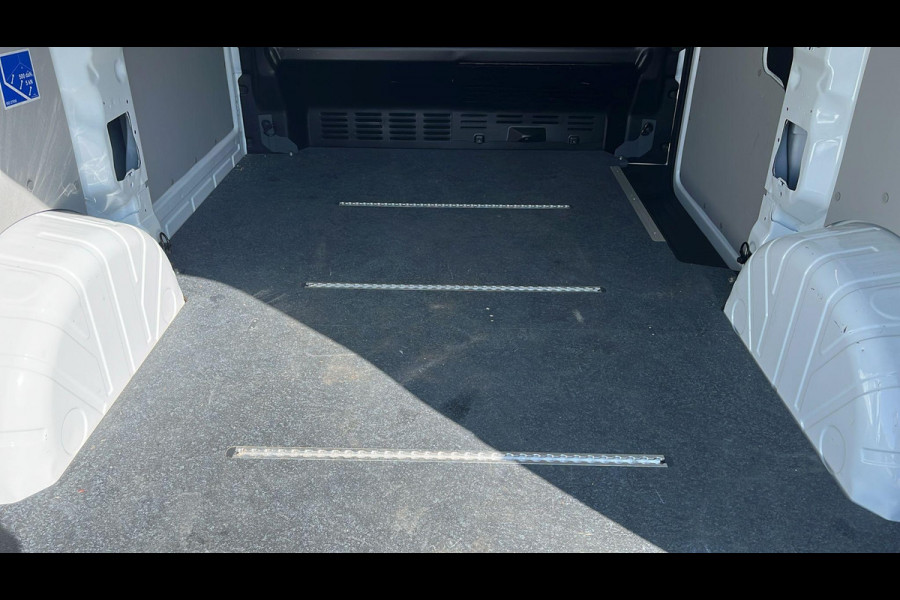 Ford Transit Custom 320 2.0 TDCI L1H1 Limited 170pk | Bellen voor bezichtiging |Driver Assistance Pack | Stoelverwarming | SYNC 4 Navigatie | BLIS | Voorruitverwarming | All Weather banden