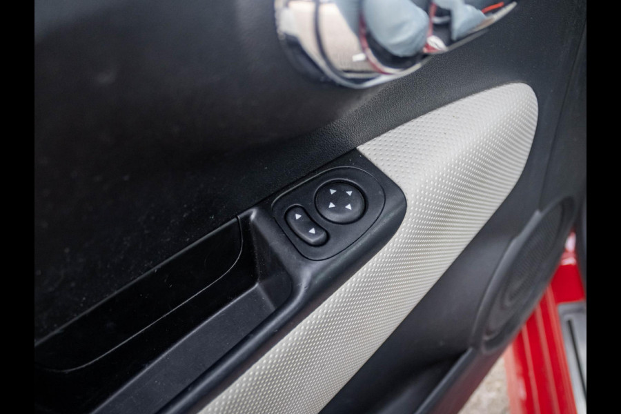 Fiat 500 TwinAir Turbo Sport | Clima | Cruise | Priv. glass | PDC | Navi | Apple Carplay