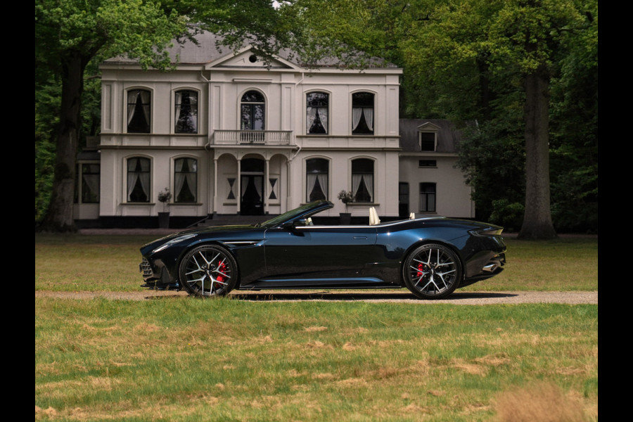 Aston Martin DB12 Volante 4.0 V8 | Ultramarine | B&W audio | Subliem!
