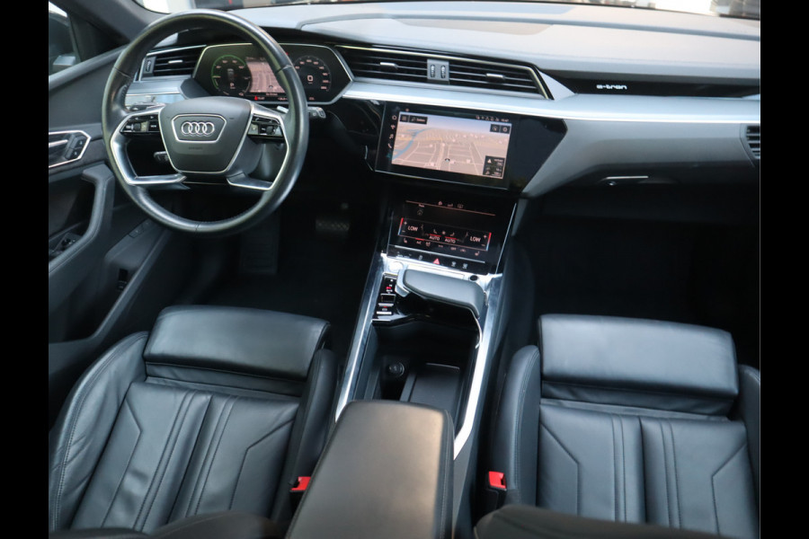 Audi e-tron 50 quattro Business edition Plus 71 kWh / Panoramadak / Sportstoelen