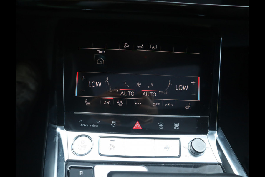 Audi e-tron 50 quattro Business edition Plus 71 kWh / Panoramadak / Sportstoelen