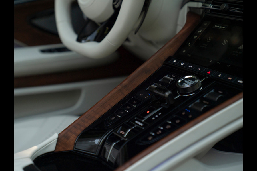 Aston Martin DB12 Volante 4.0 V8 | Ultramarine | B&W audio | Subliem!