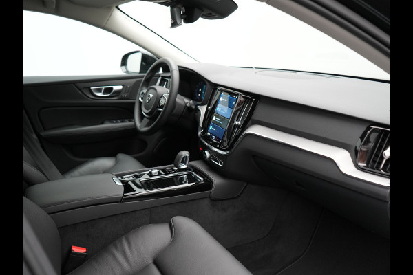 Volvo V60 T6 Plus Dark AWD Plug In Hybrid 340pk Dealer O.H PHEV | Trekhaak Af Fabriek | Adaptive Cruise | Camera | Lederen Sportstoelen Memory & Verwarmd | Google Assistant & Maps | Apple Carplay | Pilot Assist | Blis | Virtual | Navigatie | DAB |
