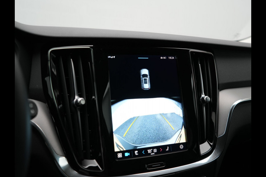 Volvo V60 T6 Plus Dark AWD Plug In Hybrid 340pk Dealer O.H PHEV | Trekhaak Af Fabriek | Adaptive Cruise | Camera | Lederen Sportstoelen Memory & Verwarmd | Google Assistant & Maps | Apple Carplay | Pilot Assist | Blis | Virtual | Navigatie | DAB |