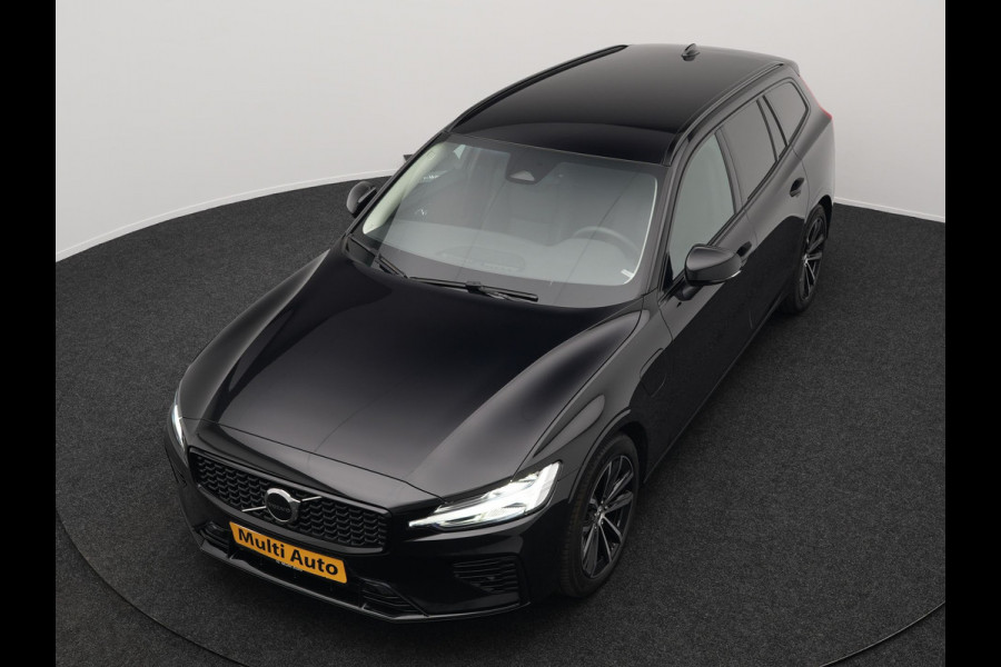 Volvo V60 T6 Plus Dark AWD Plug In Hybrid 340pk Dealer O.H PHEV | Trekhaak Af Fabriek | Adaptive Cruise | Camera | Lederen Sportstoelen Memory & Verwarmd | Google Assistant & Maps | Apple Carplay | Pilot Assist | Blis | Virtual | Navigatie | DAB |