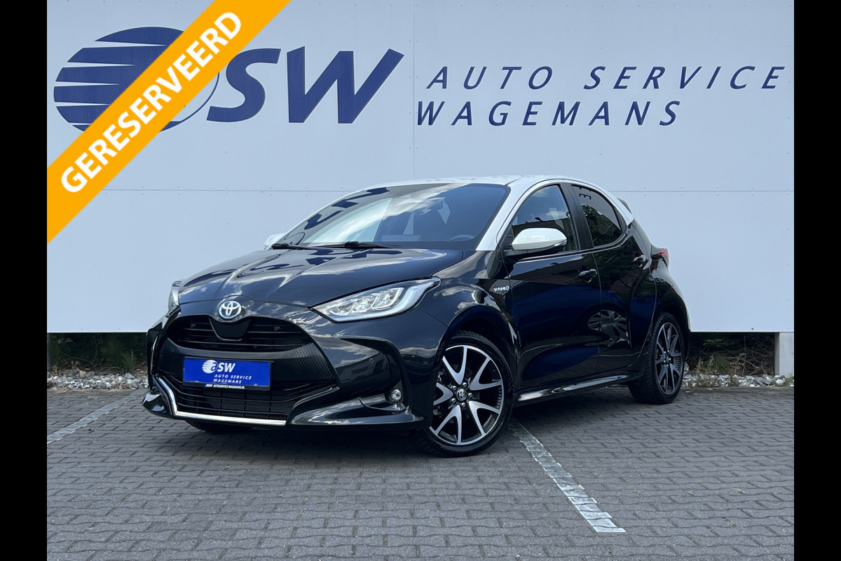 Toyota Yaris 1.5 Hybrid Launch Edition | HUD | 17 inch | Camera | Carplay Toyota Yaris 1.5 Hybrid Launch Edition | HUD | 17 inch | Camera | Carplay