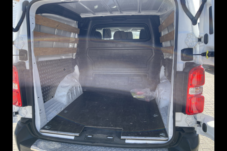 Opel Vivaro 2.0 CDTI 122pk L3H1 DC 6 persoons Edition / vaste prijs rijklaar € 20.950 ex btw / lease vanaf € 342 / euro 6 / bpm vrij / airco / cruise / navi / dubbele schuifdeur !