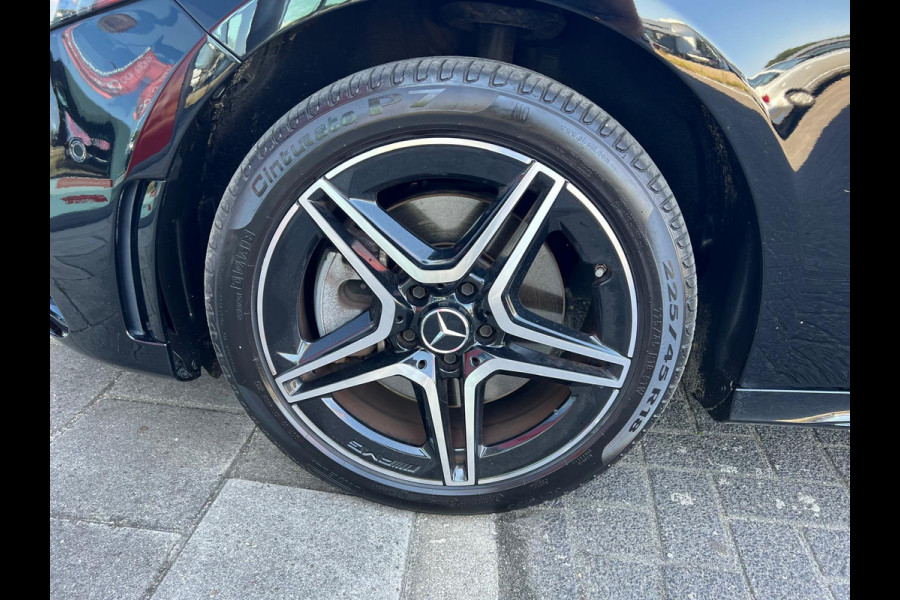 Mercedes-Benz A-Klasse 250 e Business Solution AMG Limited