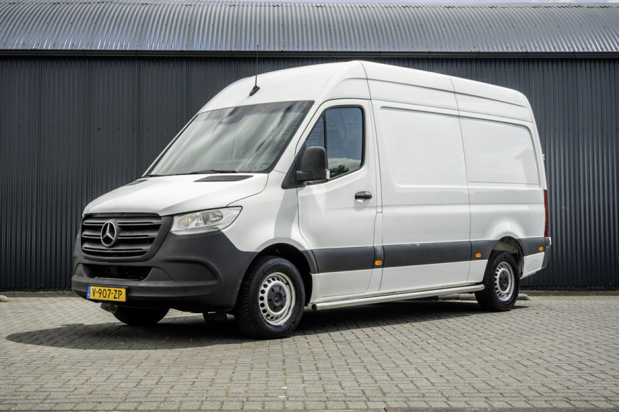 Mercedes-Benz Sprinter 311CDI L2H2 | CarPlay | Climate | Camera | Inrichting | Omvormer | Oprijplaat | Euro 6
