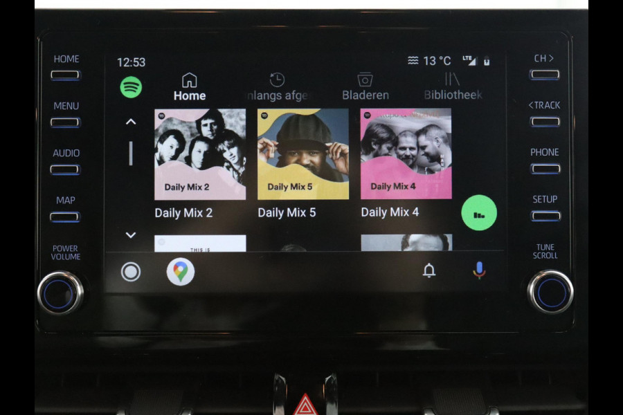 Toyota Corolla Touring Sports 1.8 HYBRID BUSINESS BI-TONE GARANTIE 2031 CARPLAY NAVIGATIE .  DEALER ONDERHOUDEN!. 1e EIGENAAR!