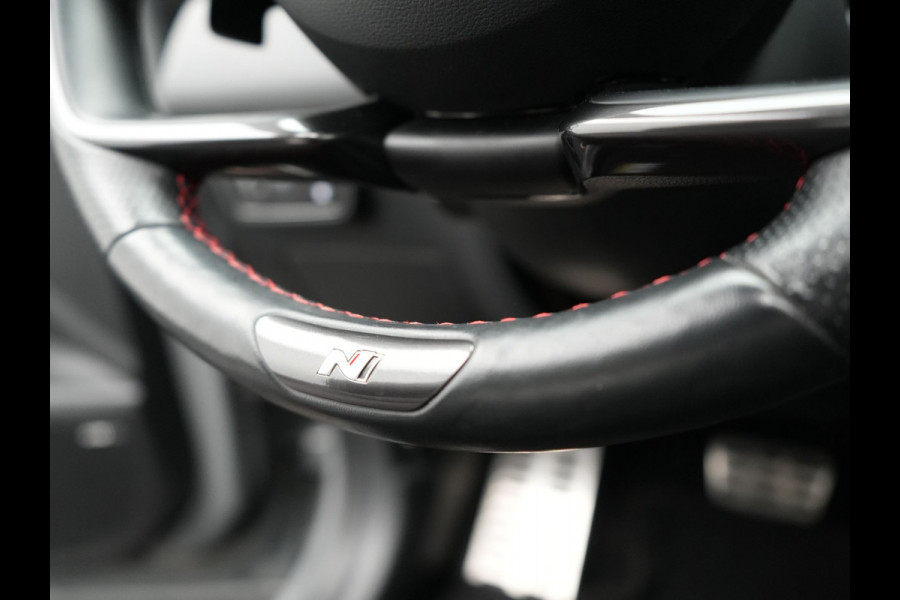 Hyundai Tucson 1.6 T-GDI N Line Sky 4WD Plug In Hybrid 265pk PHEV | Panodak | Alcantara Sportstoelen Memory & Ventilatie | Adaptive Cruise | Camera | Keyless | Krell Premium Sound | Apple Carplay | 19"L.M | Stuurverwarming |