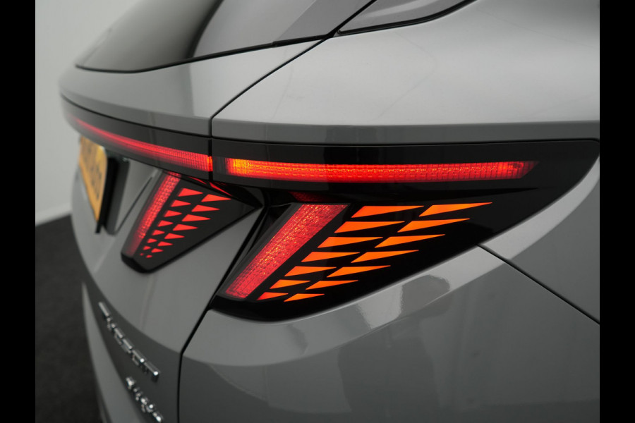 Hyundai Tucson 1.6 T-GDI N Line Sky 4WD Plug In Hybrid 265pk PHEV | Panodak | Alcantara Sportstoelen Memory & Ventilatie | Adaptive Cruise | Camera | Keyless | Krell Premium Sound | Apple Carplay | 19"L.M | Stuurverwarming |