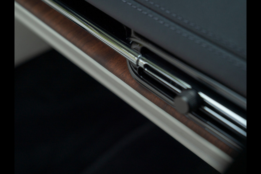 Aston Martin DB12 Volante 4.0 V8 | Ultramarine | B&W audio | Subliem!
