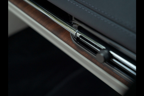 Aston Martin DB12 Volante 4.0 V8 | Ultramarine | B&W audio | Subliem!