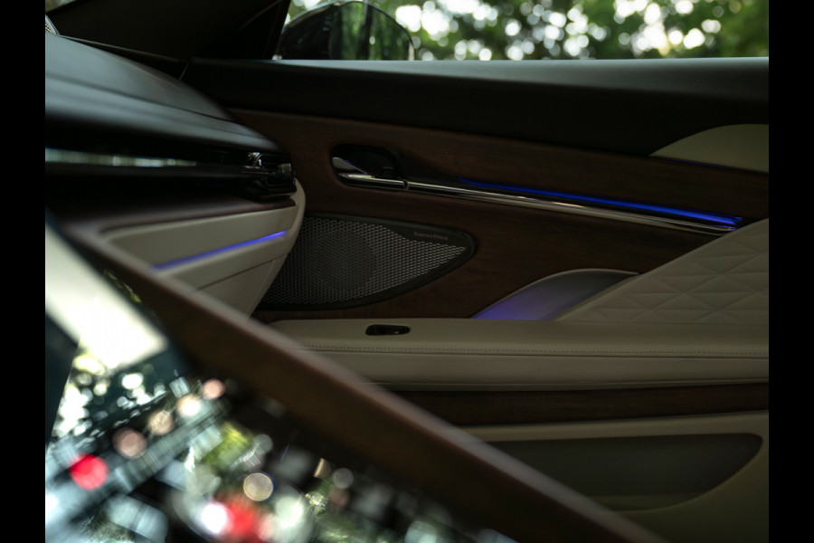 Aston Martin DB12 Volante 4.0 V8 | Ultramarine | B&W audio | Subliem!