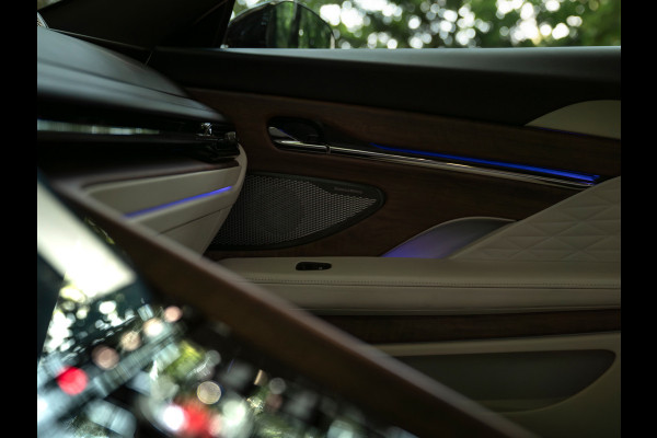Aston Martin DB12 Volante 4.0 V8 | Ultramarine | B&W audio | Subliem!