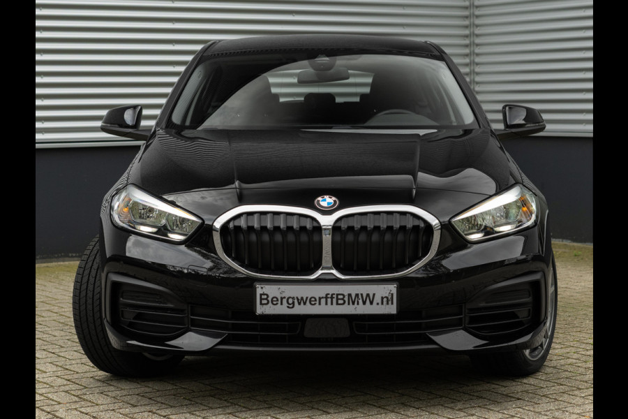 BMW 1-serie 116i - 6192km!! - DAB - Active Guard Plus - PDC voor+achter