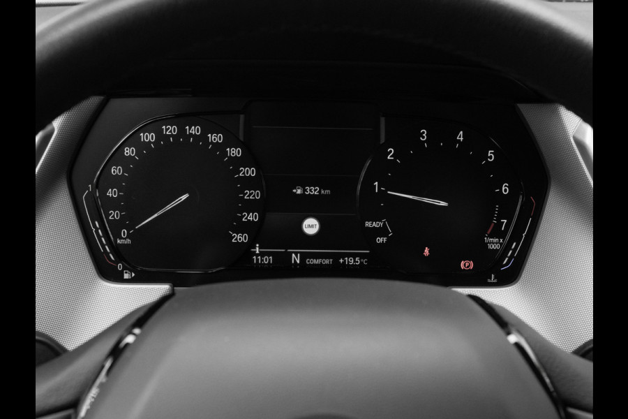 BMW 1-serie 116i - 6192km!! - DAB - Active Guard Plus - PDC voor+achter
