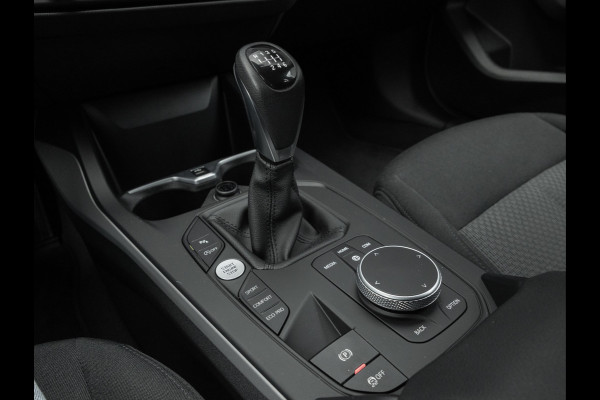 BMW 1-serie 116i - 6192km!! - DAB - Active Guard Plus - PDC voor+achter
